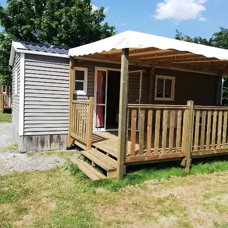 Camping Le Mercier Kemping 2*